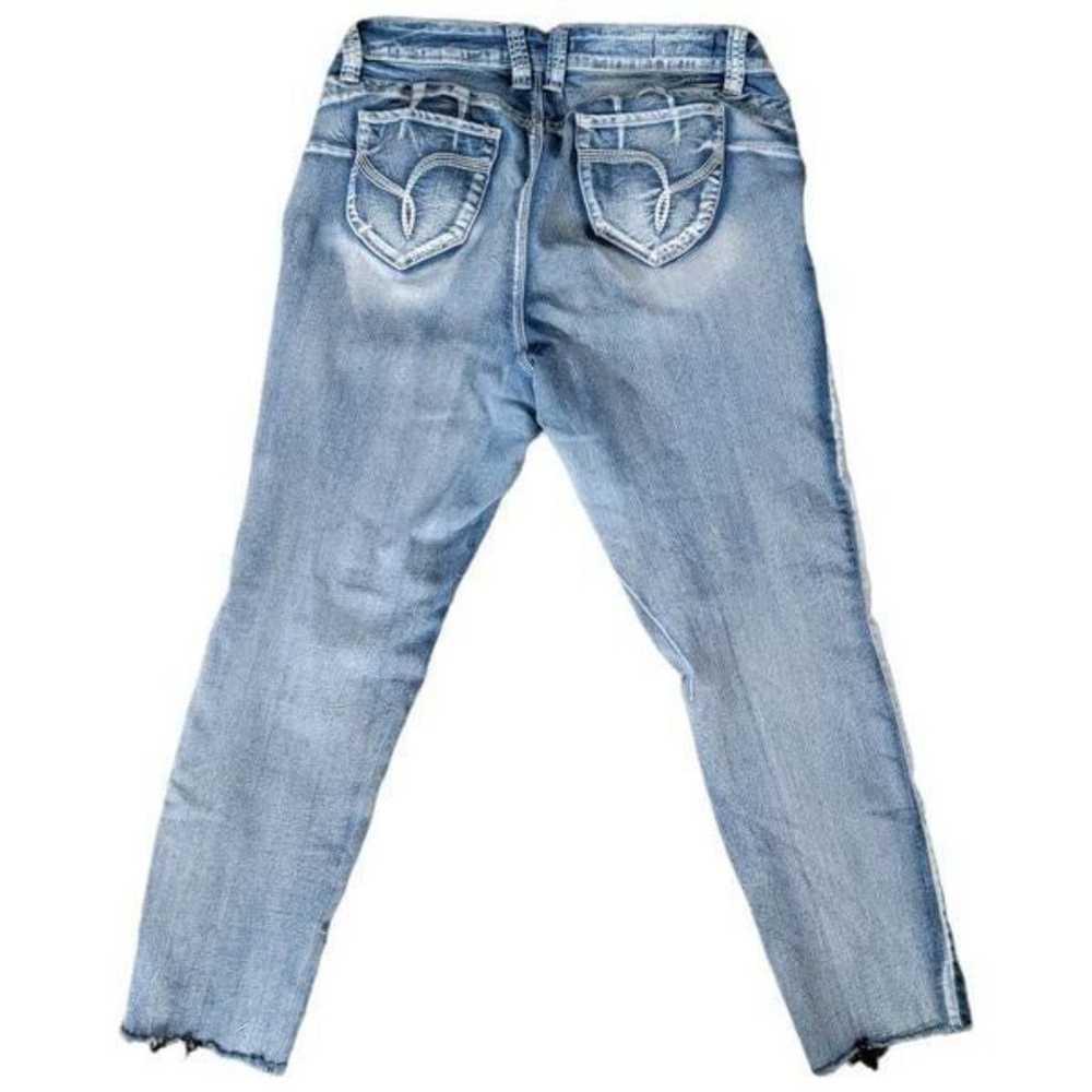 YMI Vintage Y2K Dize 16 Fringed Hem Cropped Jeans - image 3