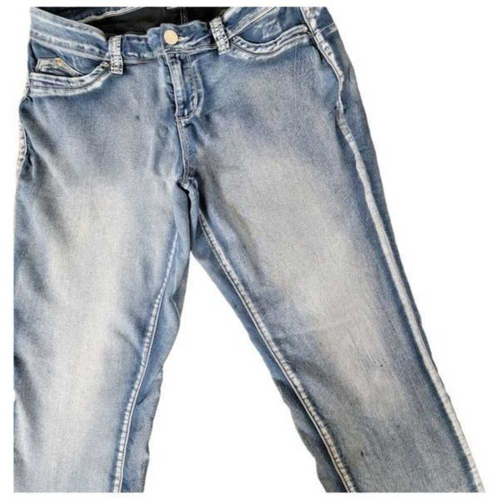 YMI Vintage Y2K Dize 16 Fringed Hem Cropped Jeans - image 4