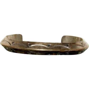 Old Pawn Navajo Carinated Stacker Cuff Bracelet In