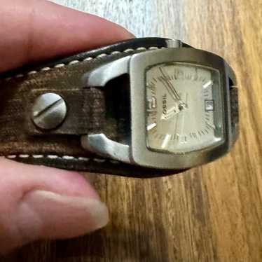 Vintage Leather Fossil Watch with beautiful graini