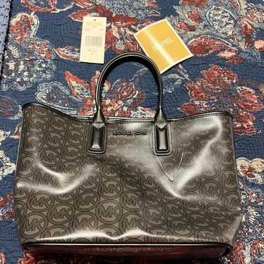 Michael Kors purse - image 1