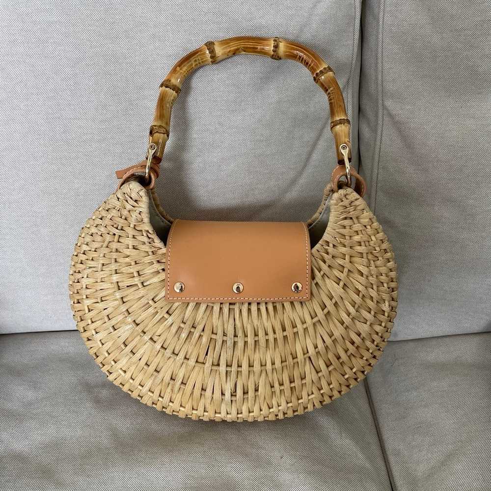 Wicker bag with bamboo handle - image 2