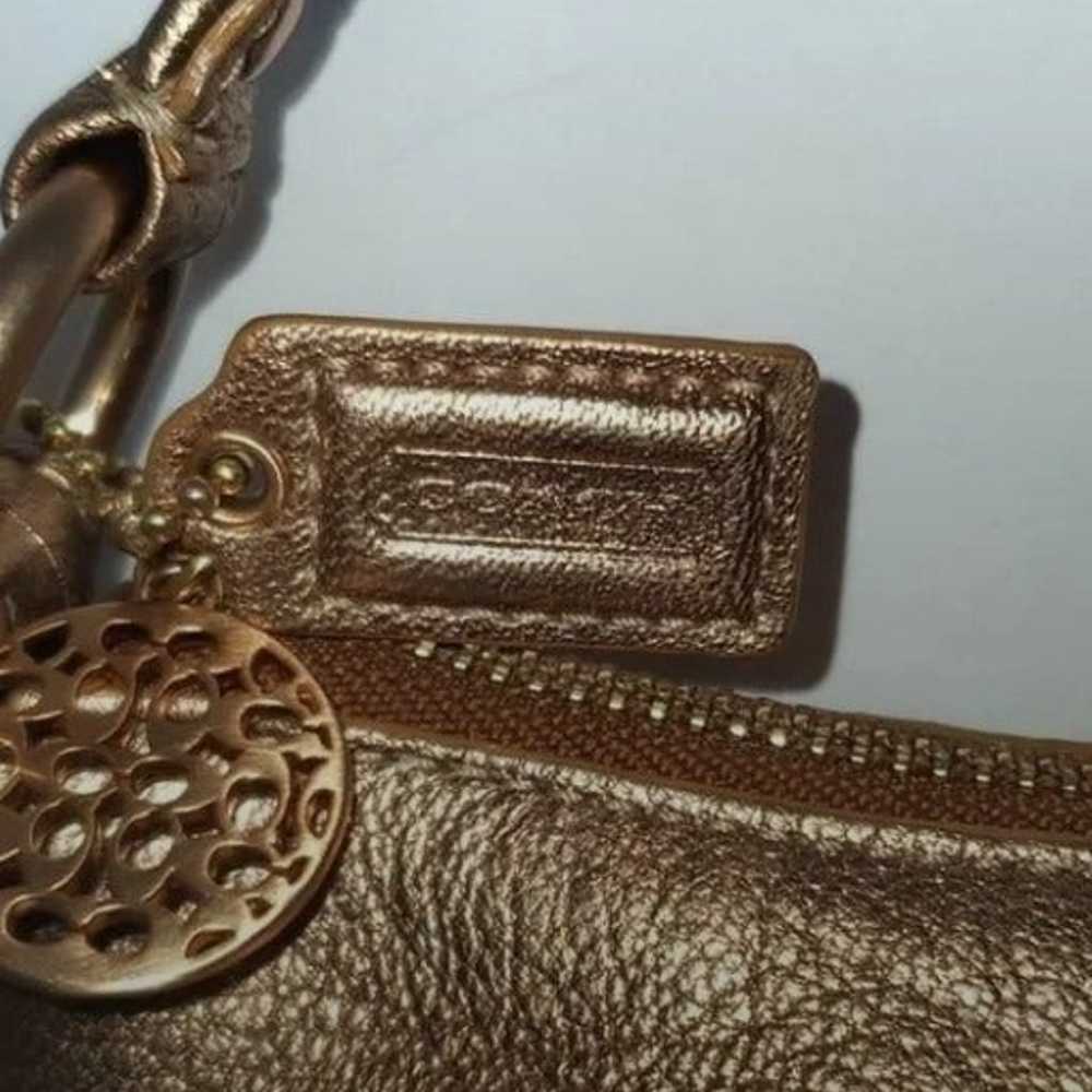 COACH Rose Gold Metallic Shoulder Bag (P809) w/go… - image 5