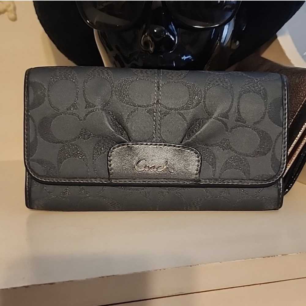 Coach purse and Wallet set - image 12