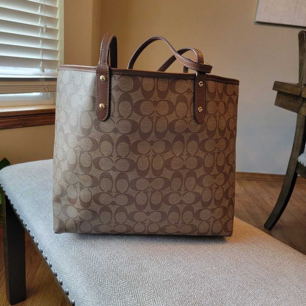 Coach signature City Reversible bag and Insert - image 9