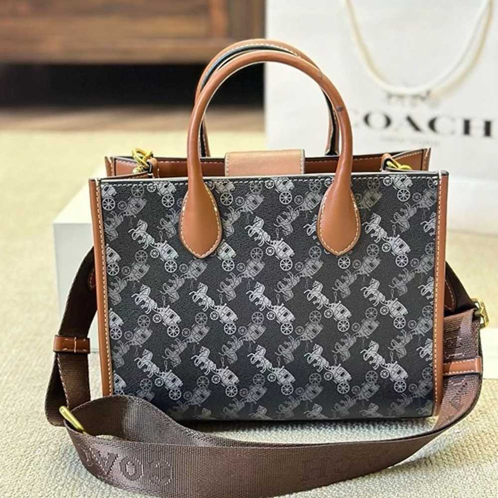 Coach Ace Tote 26 With Horse And Carriage Print - image 5