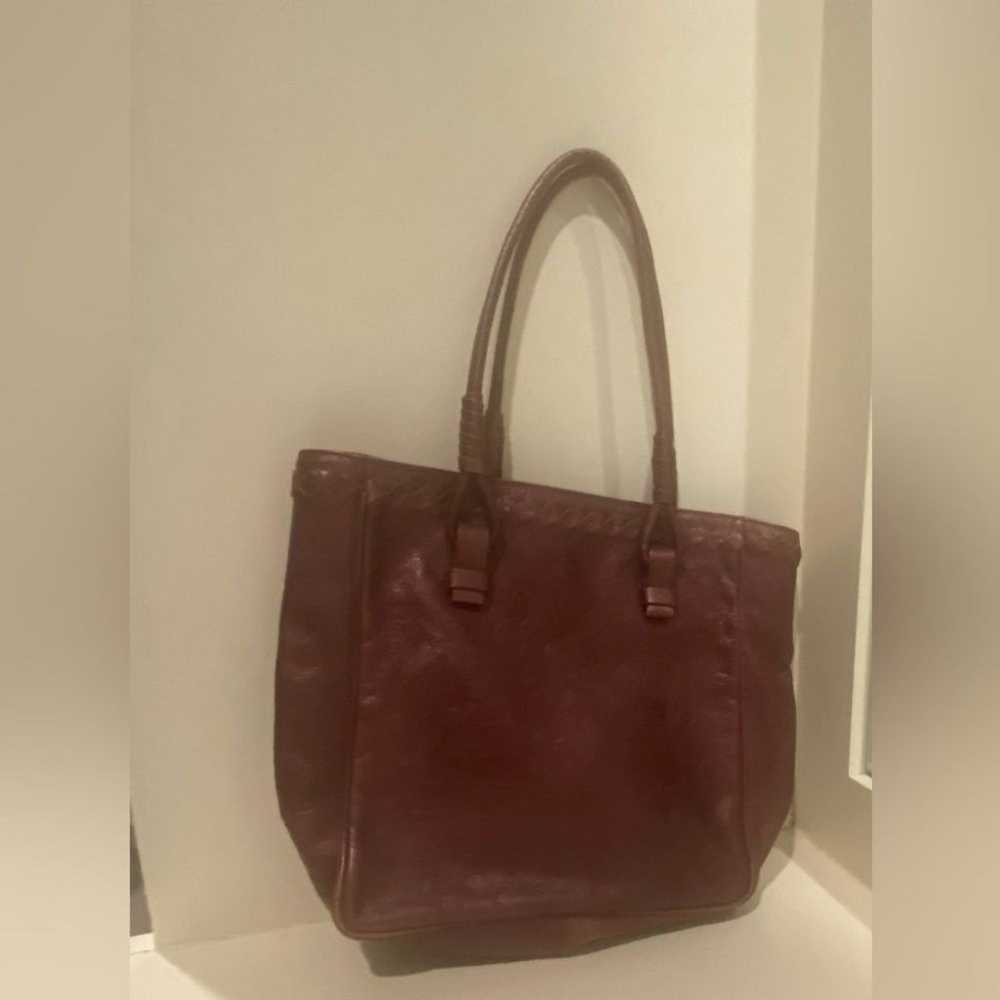 Bottega Veneta Authentic medium size leather tote… - image 4
