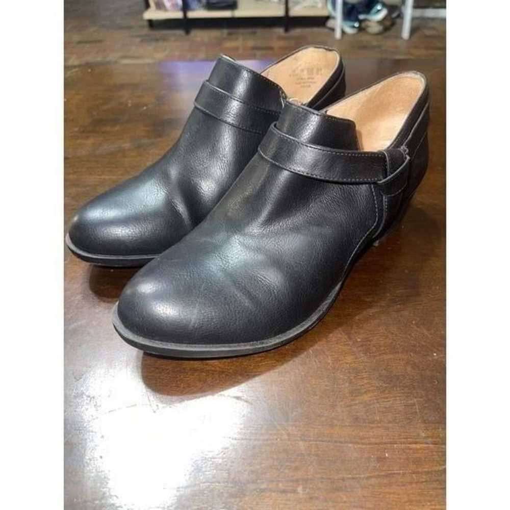 Lifestride black leather heeled booties - image 5
