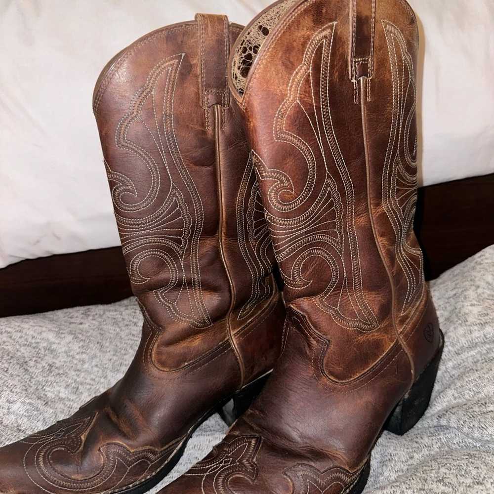 Women’s Ariat Cowboy Leather Boots Size 8 - image 5