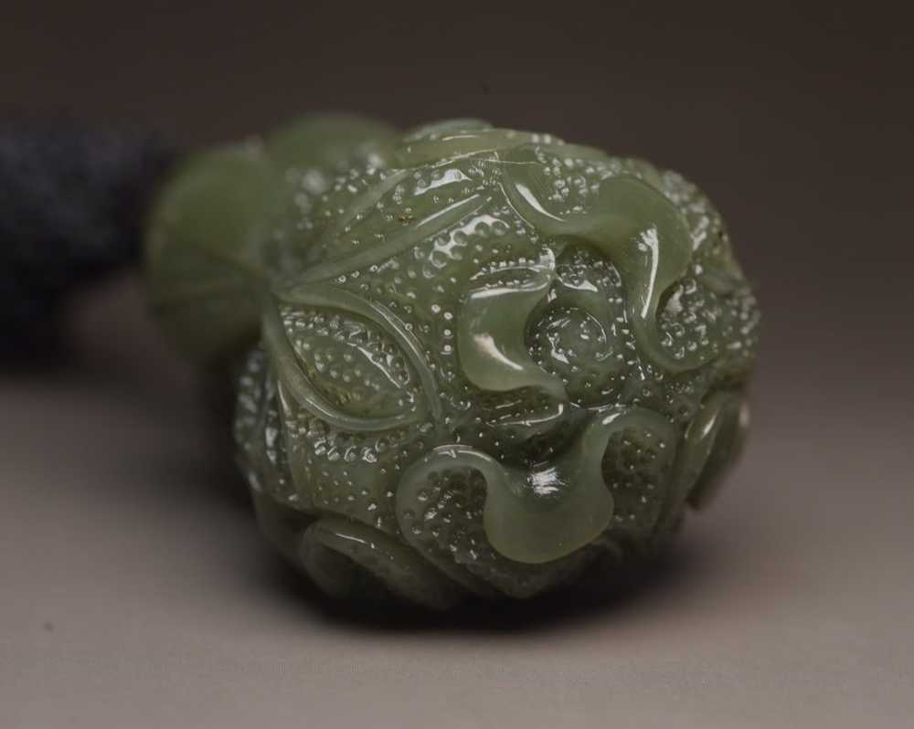 Chinese Natural Green Hetian Jade Carved Cabbage … - image 3