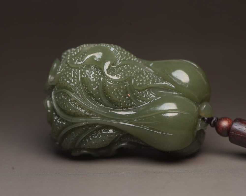 Chinese Natural Green Hetian Jade Carved Cabbage … - image 5