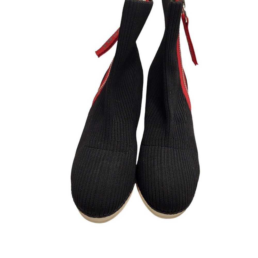 DKNY Warbi Black Knit Wedge Booties Women’s Size … - image 7