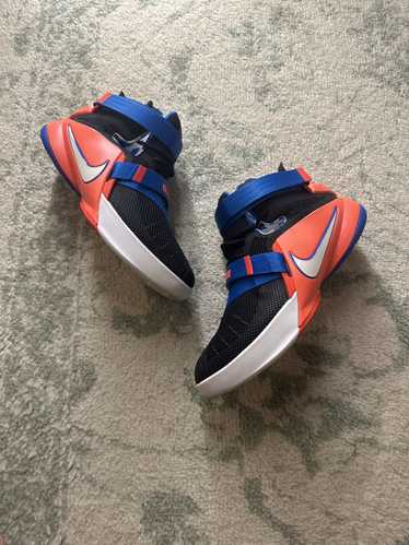 Nike LeBron Soilder IX