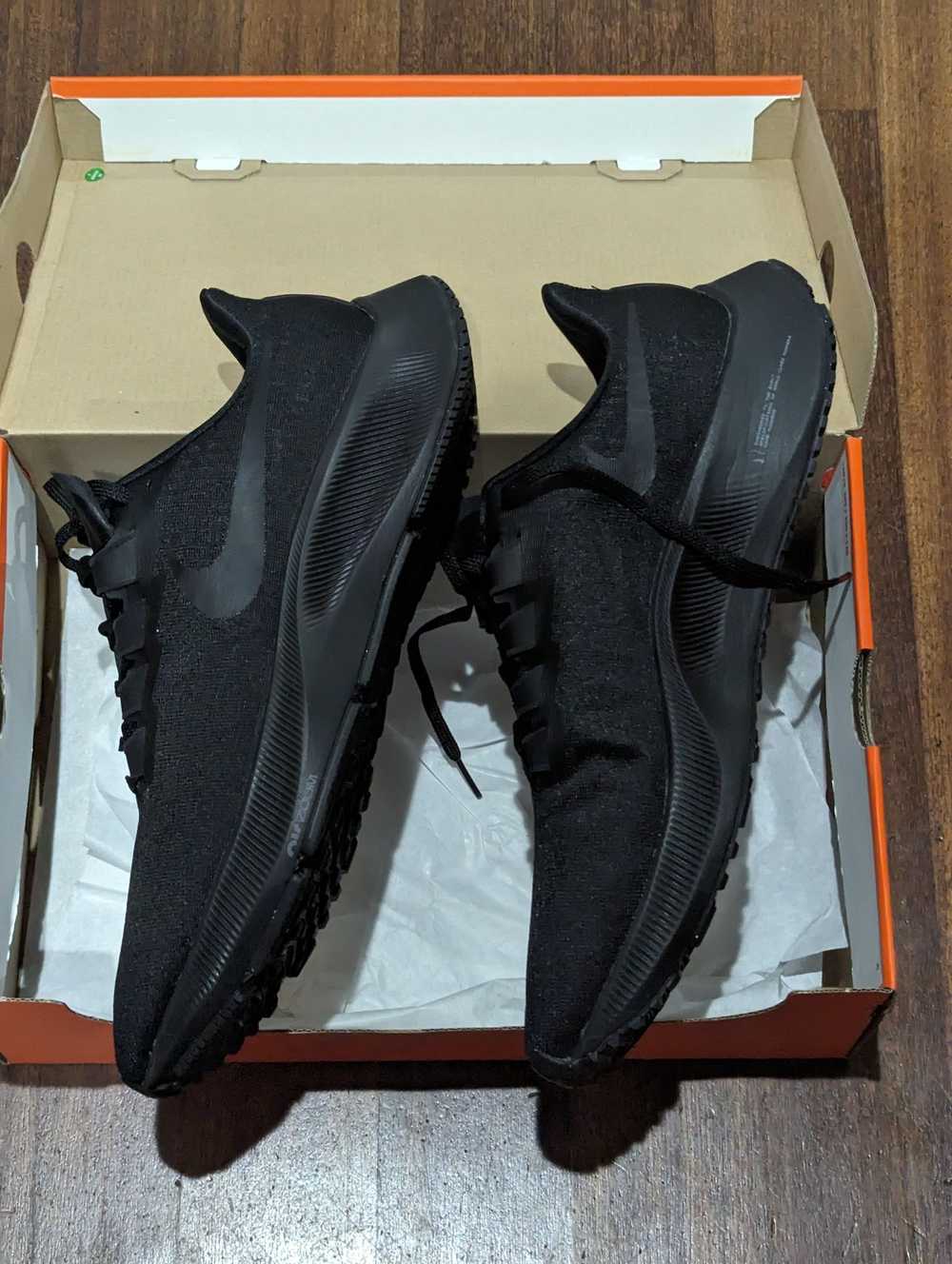 Nike Men's Nike Air Zoom Pegasus 37 Black Dark Gr… - image 10
