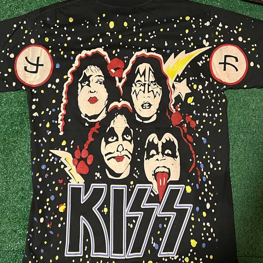 Kiss vintage aop tee - image 5