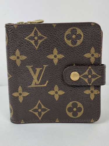 Louis Vuitton Monogram zippy wallet