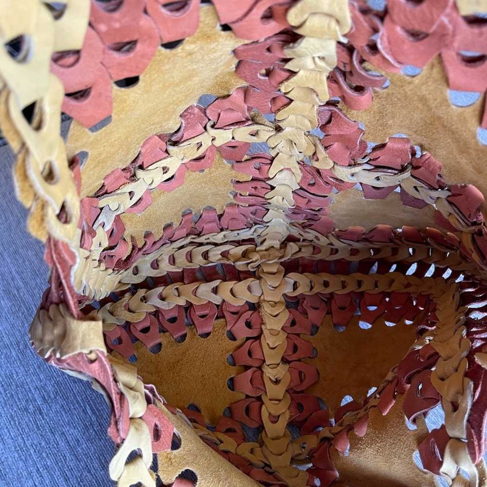 Handmade leather unlined shoulder bag - image 3