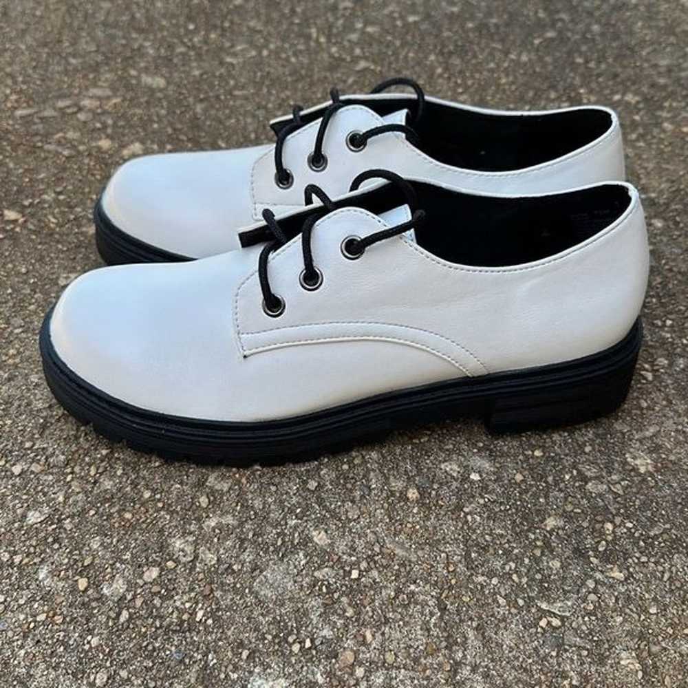 Seychelles White Oxford Semi Platform Shoes Women… - image 5