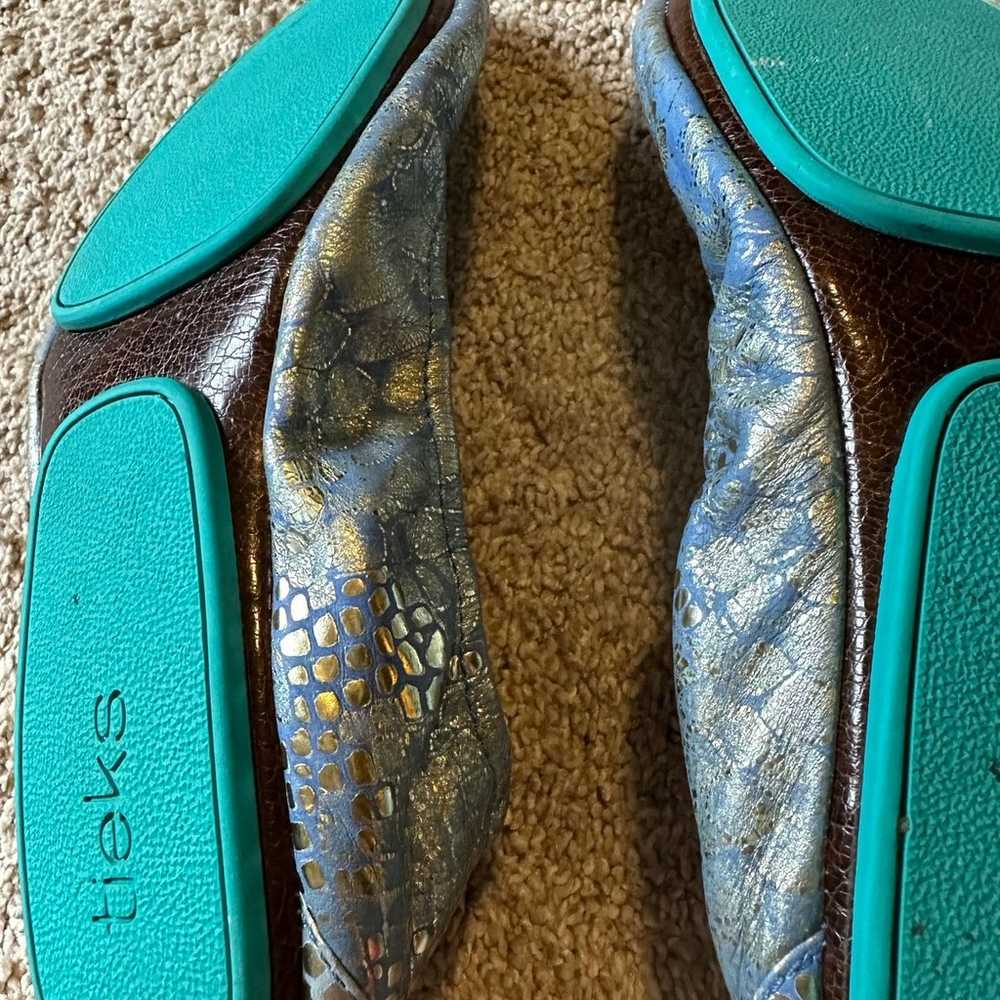 Paradise Blue Tieks Size 9 - image 5