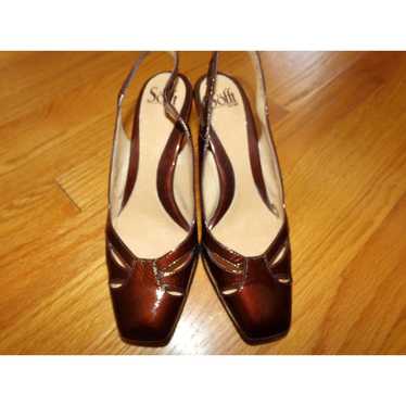 Gorgeous pair of Sofft brown patent leather sling… - image 1