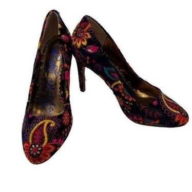 Naughty Monkey Floral Paisley Embroidered Heels Mu