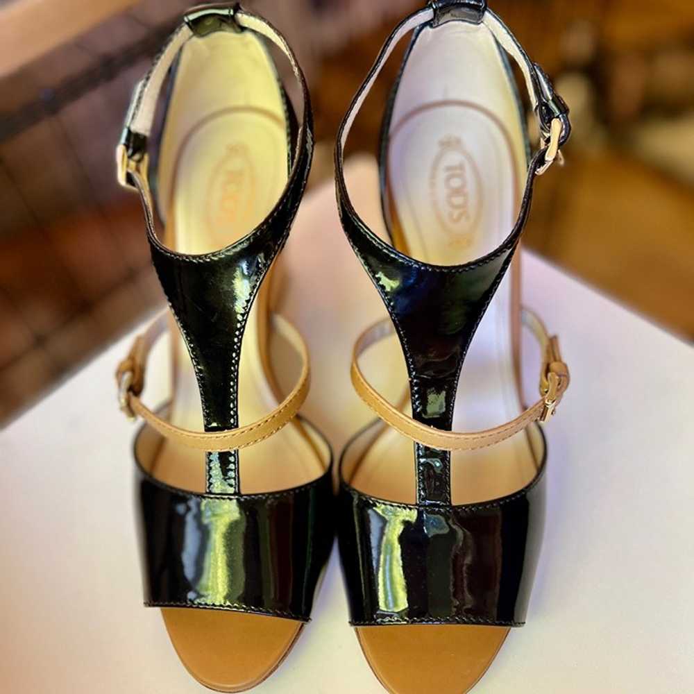 TOD'S Black & Beige Patent Leather T Strap Ankle … - image 6