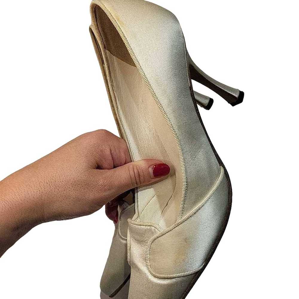 Manolo Blahnik Womens Classic Pump Heel Off White… - image 10