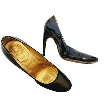ROGER VIVIER BLACK PATENT LEATHER HEELS WITH GOLD… - image 1