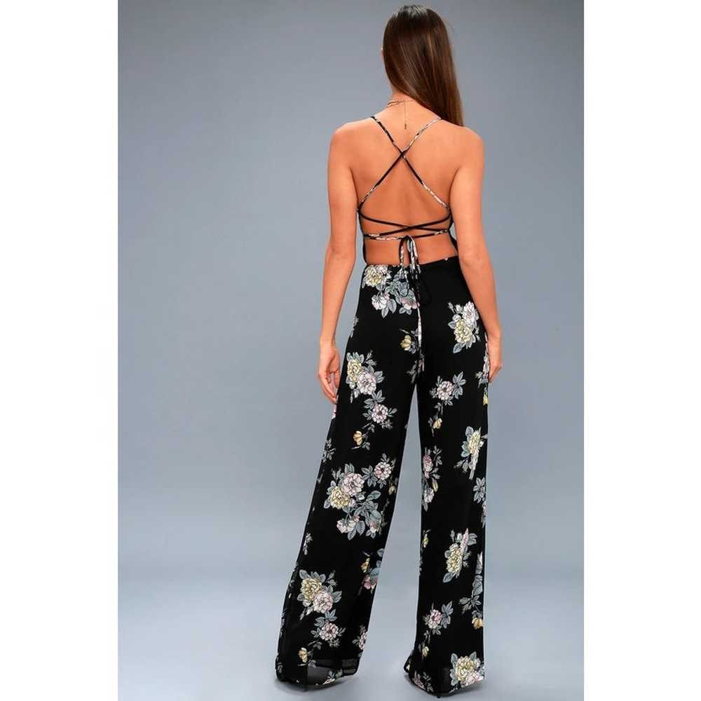 Lulu's Shea Black Floral Print Jumpsuit XS - image 4