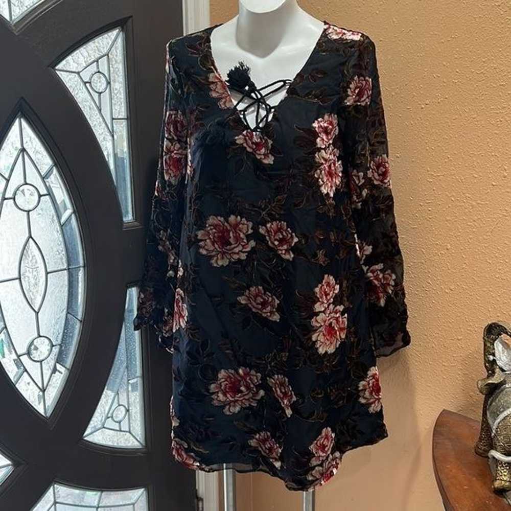Cupcakes and cashmere black floral dress - image 2