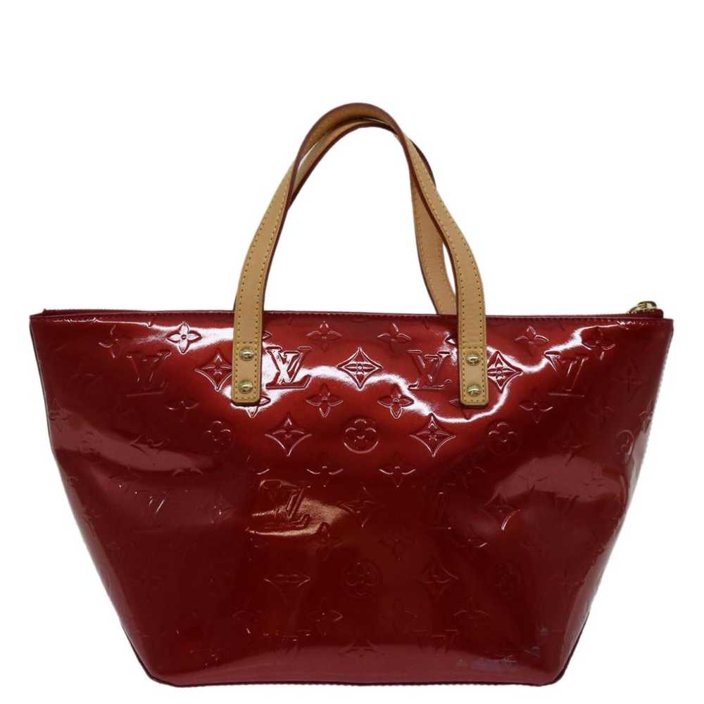 Louis Vuitton Bellevue patent leather handbag - image 10