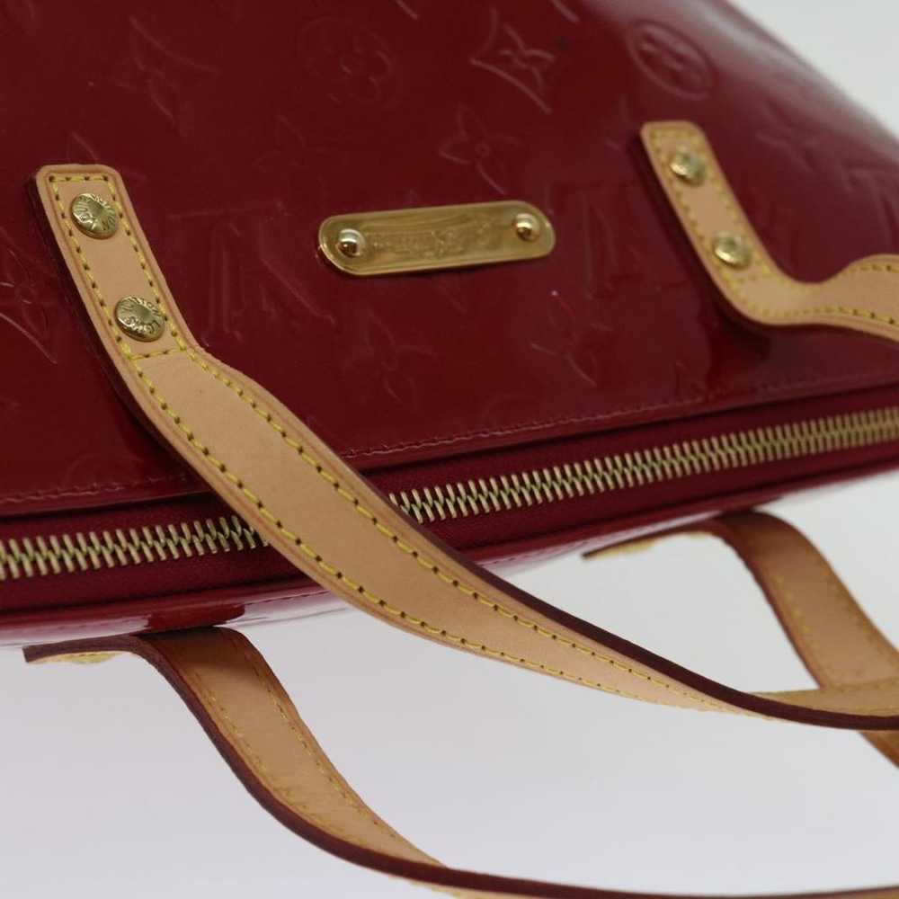 Louis Vuitton Bellevue patent leather handbag - image 4