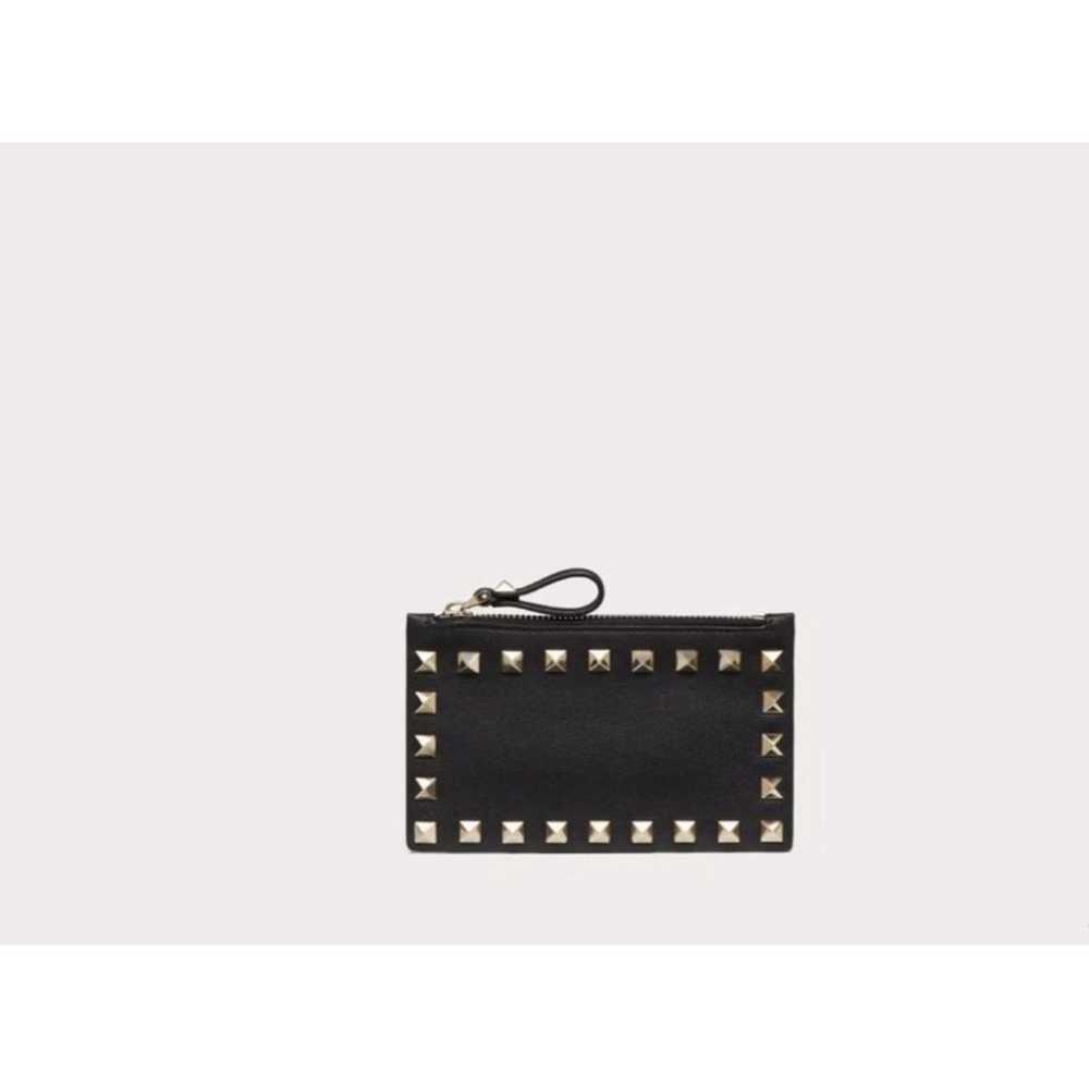 Valentino Garavani Rockstud leather clutch bag - image 4