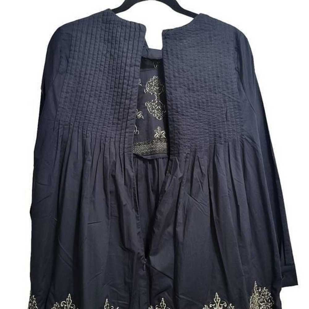 Embroidered navy dress - image 8