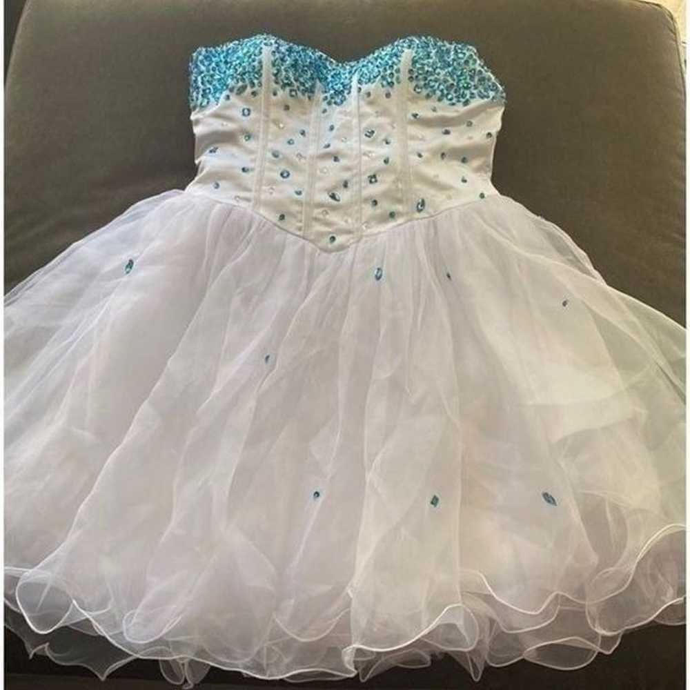 Women’s White with Blue Beading Short Prom Party … - image 11