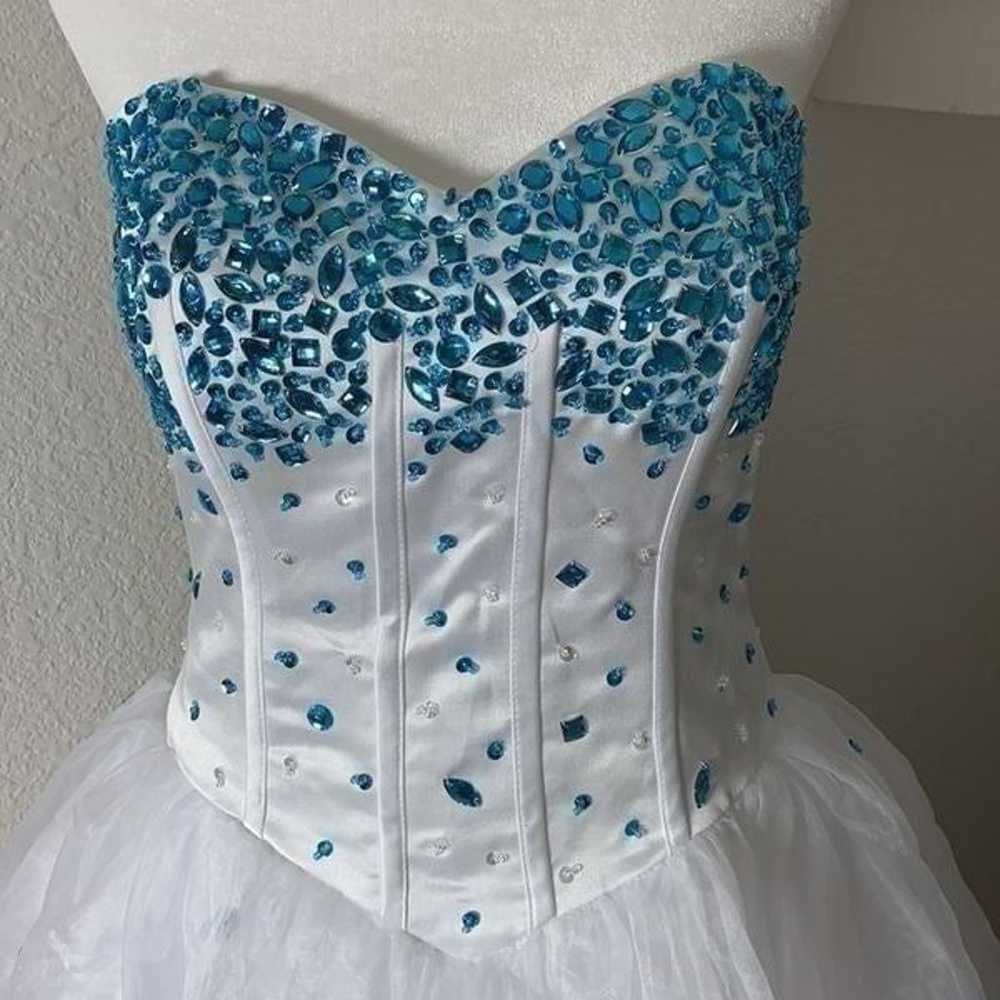 Women’s White with Blue Beading Short Prom Party … - image 3