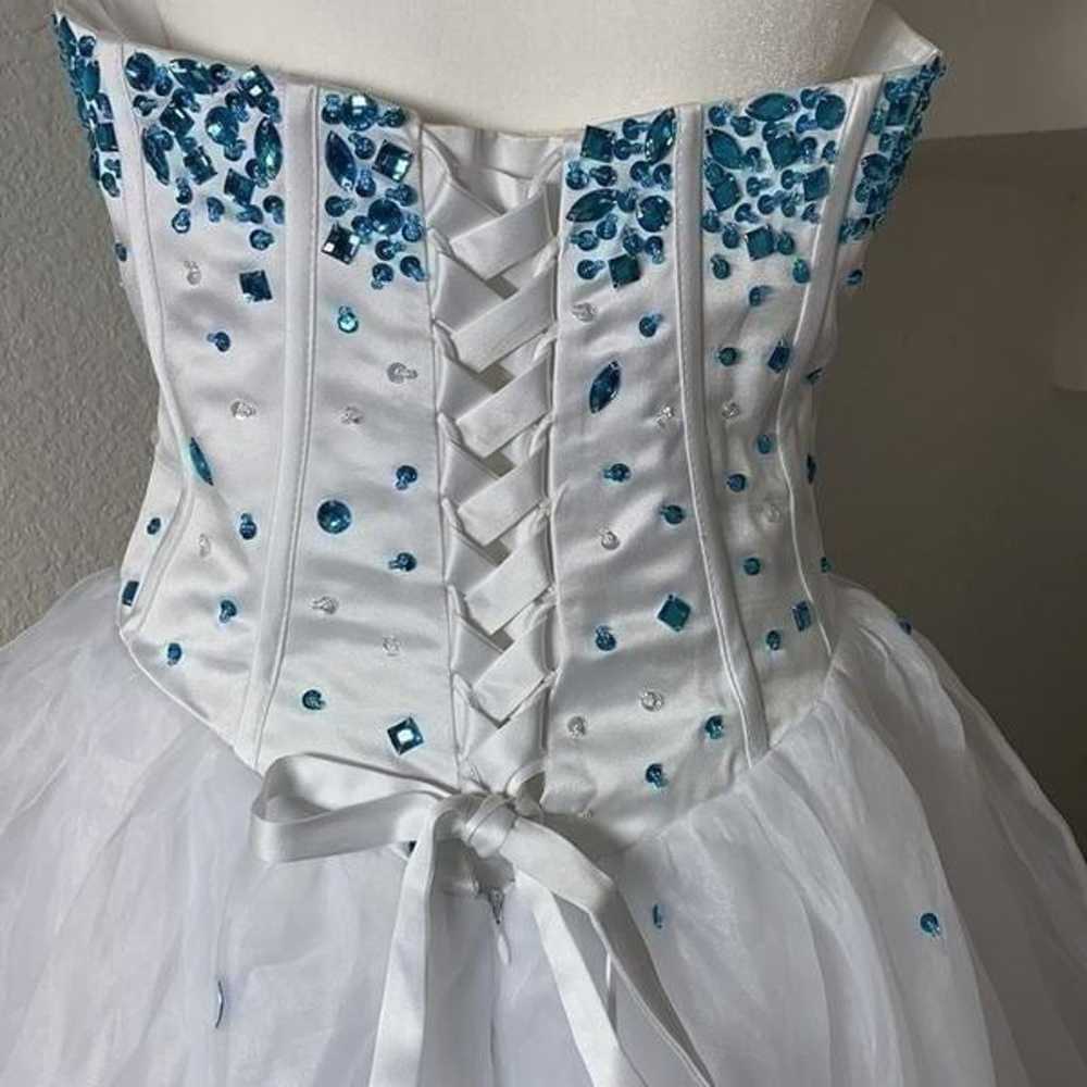 Women’s White with Blue Beading Short Prom Party … - image 4