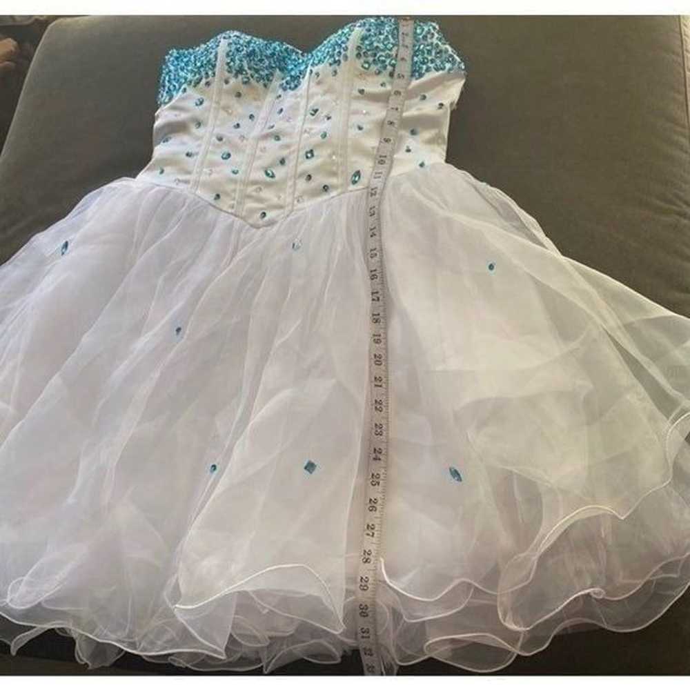 Women’s White with Blue Beading Short Prom Party … - image 9