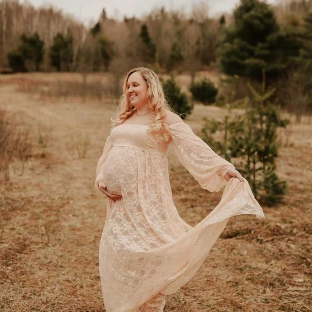 Maternity dress - image 3