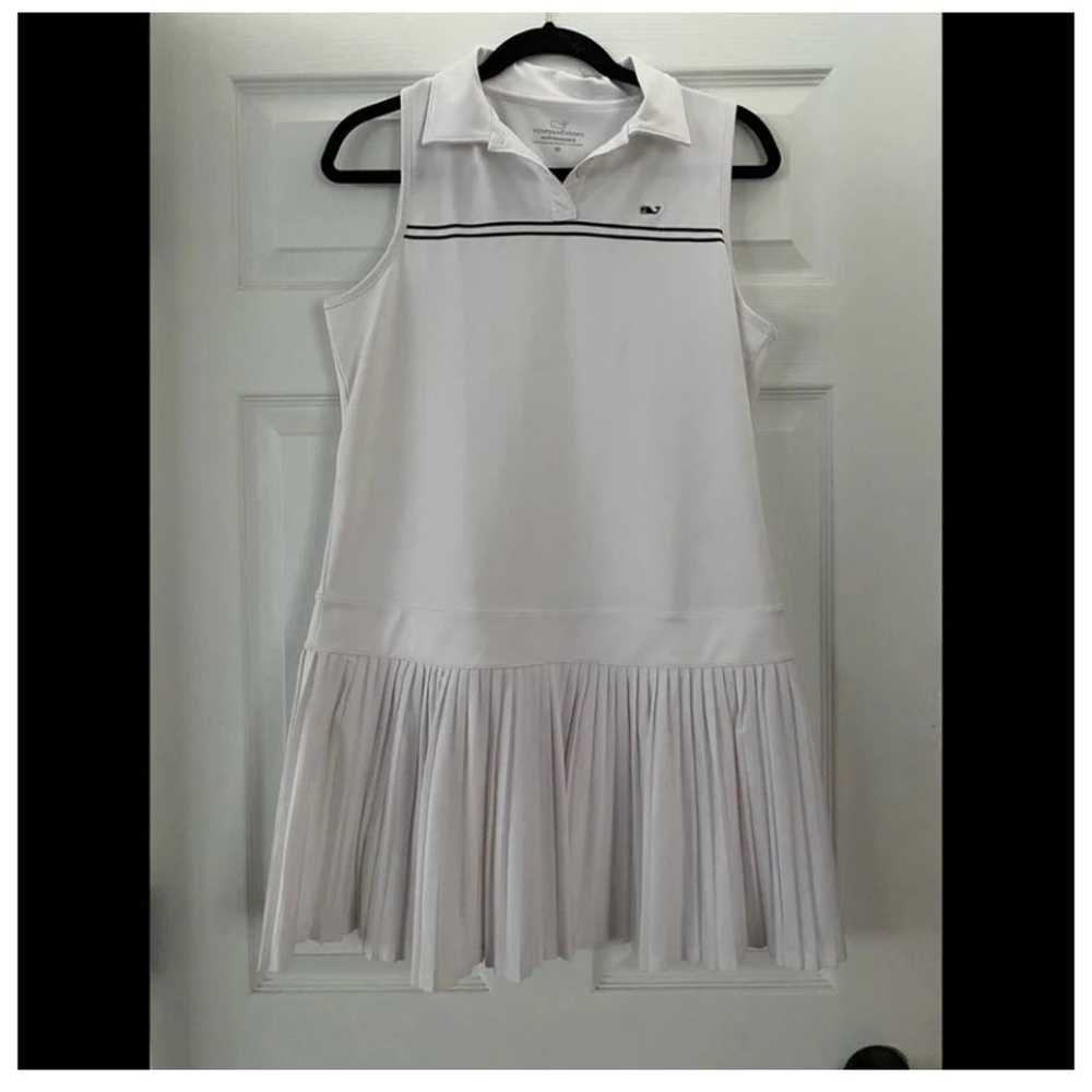 VINEYARD VINES WHITE ATHLETIC DRESS MEDIUM - image 4