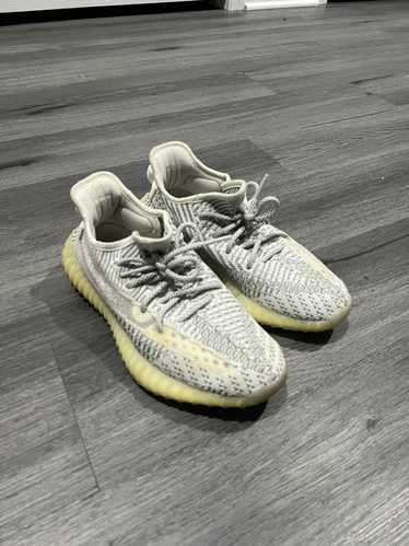 Adidas × Yeezy Season Yeezy 350 V2 “Static”