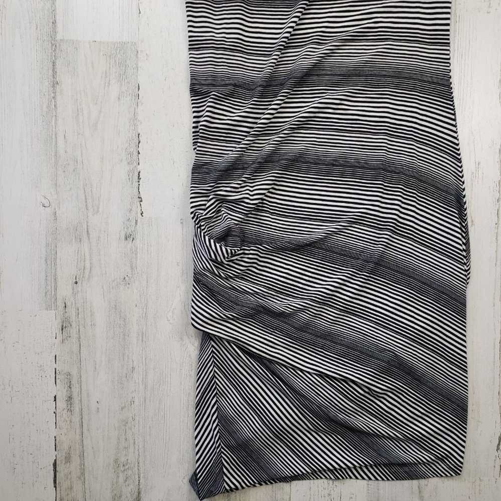 Mossimo Mossimo Drape Gray, Black & white Striped… - image 3
