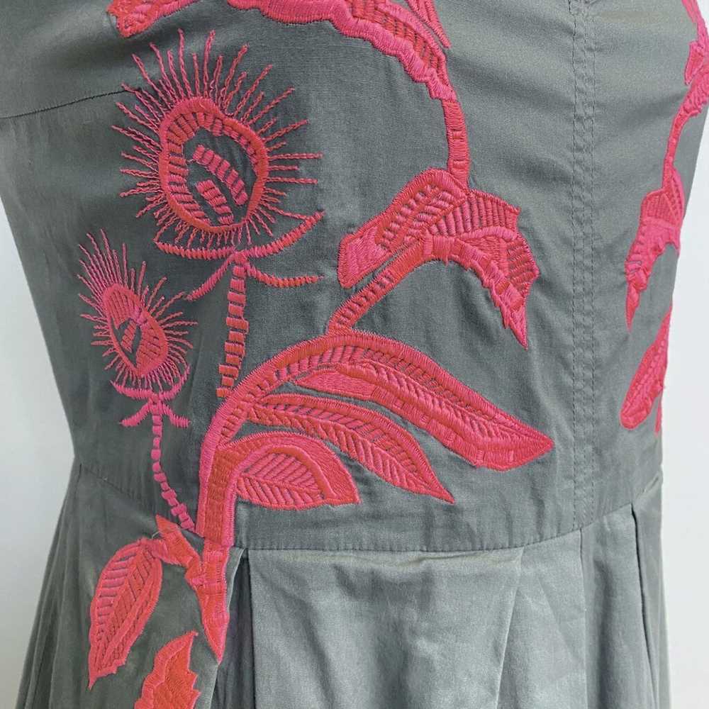 Schumacher Embroidered Dress Gray Pink Medium - image 5