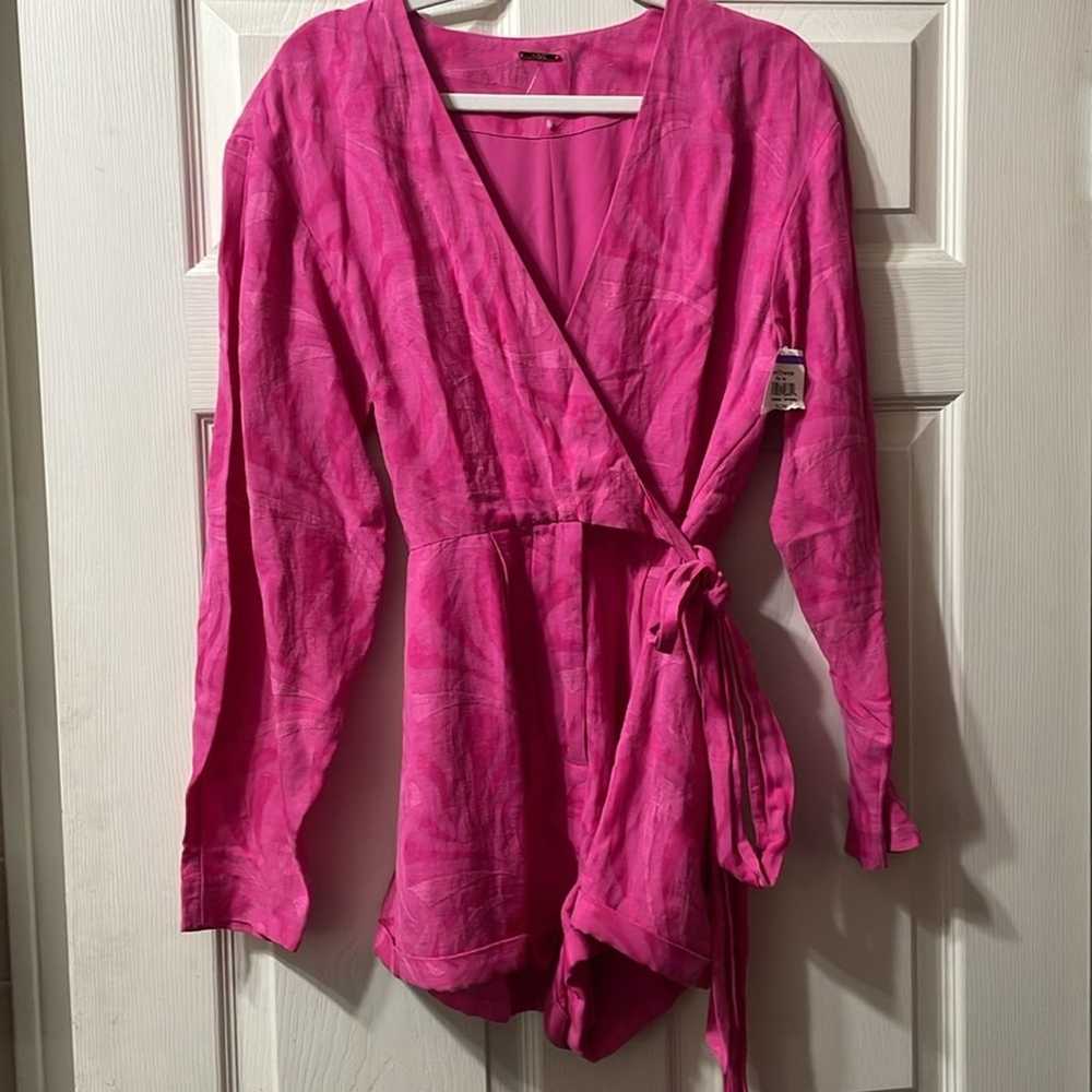 Alexis Pink Long Sleeve Romper New Size Small Ret… - image 4
