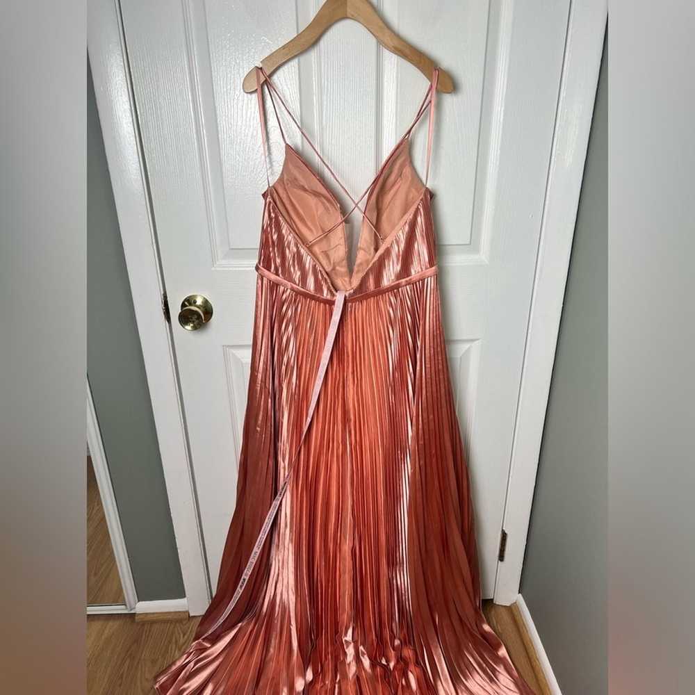 Mac Duggal Plunge Neck Pleated Rose Gold Criss Cr… - image 7