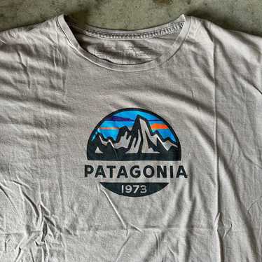 Men’s Patagonia Circle Mountain Graphic T Shirt - image 1