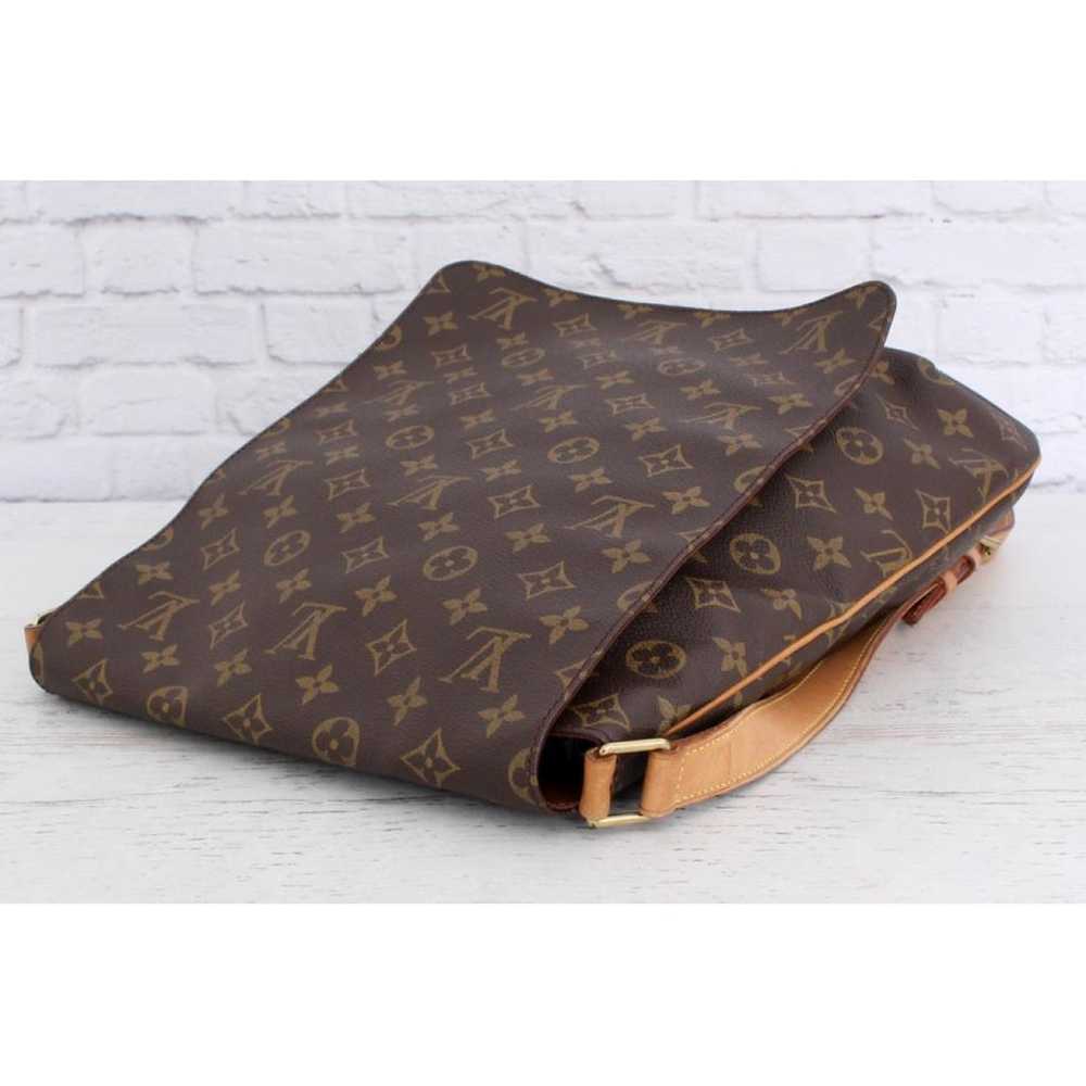 Louis Vuitton Musette leather crossbody bag - image 12