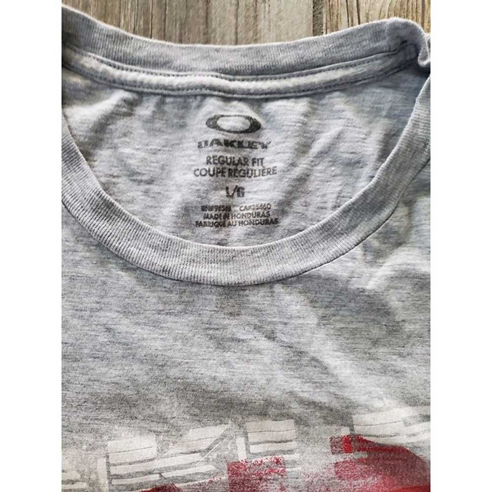 Oakley Graphic men’s T-shirt  size L. Y2K - image 3