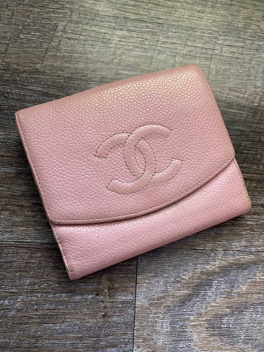 Chanel Chanel CC Caviar leather bifold wallet - image 1