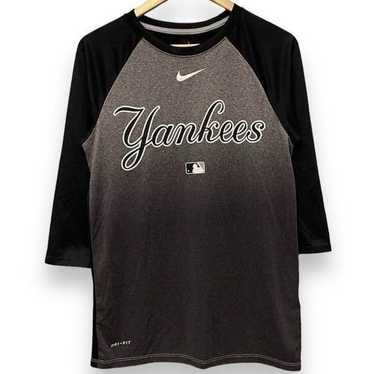 Nike MLB New York Yankees 3/4 Sleeve Tee - image 1